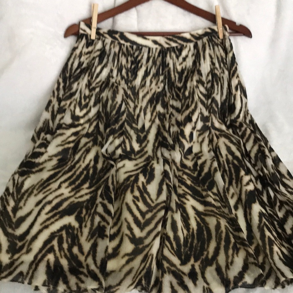 EUC ANN TAYLOR Cotton Skirt